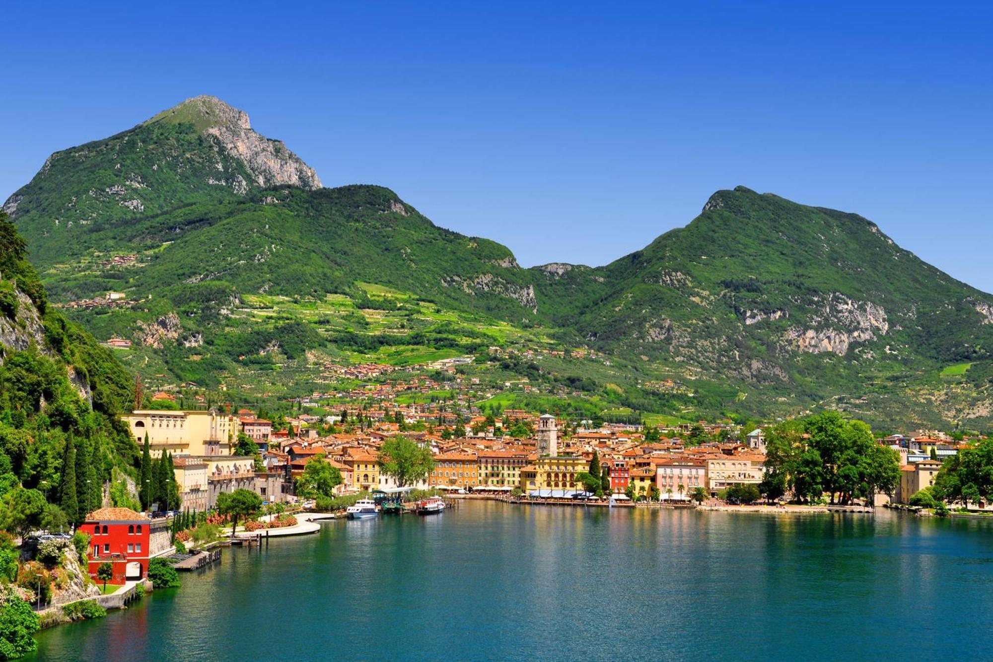 The Bon'Ora Apartment - Happy Rentals Riva del Garda Exteriör bild